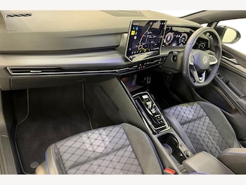 Used Volkswagen Golf 2025 for sale - 76680453: Photo