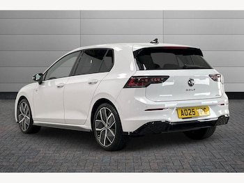 Used Volkswagen Golf 2025 for sale - 76680453: Photo