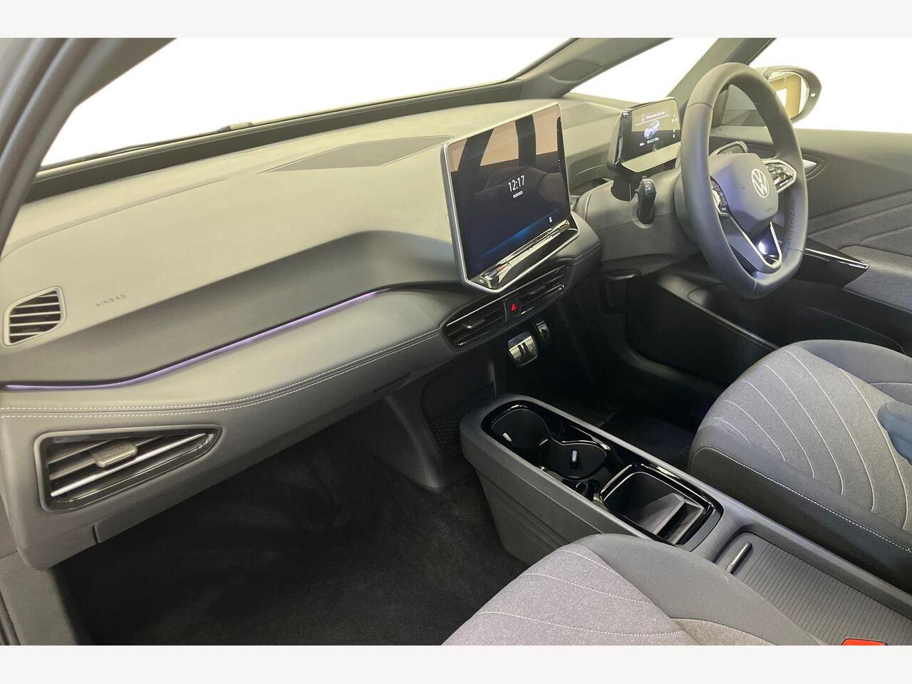 Used Volkswagen ID.3 2025 for sale - 76679833: Photo 2