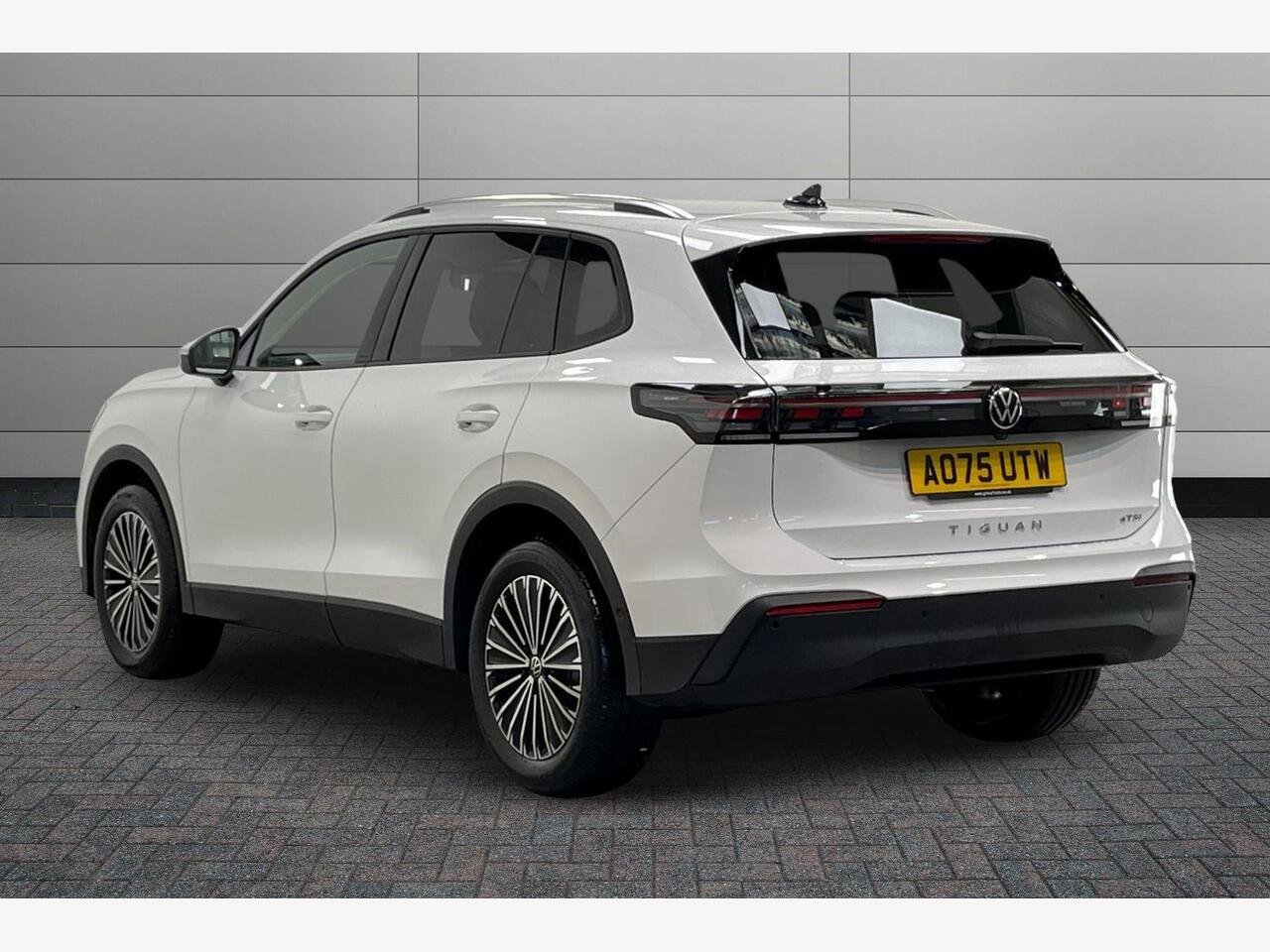 Used Volkswagen Tiguan 2026 for sale - 77257879: Photo 3