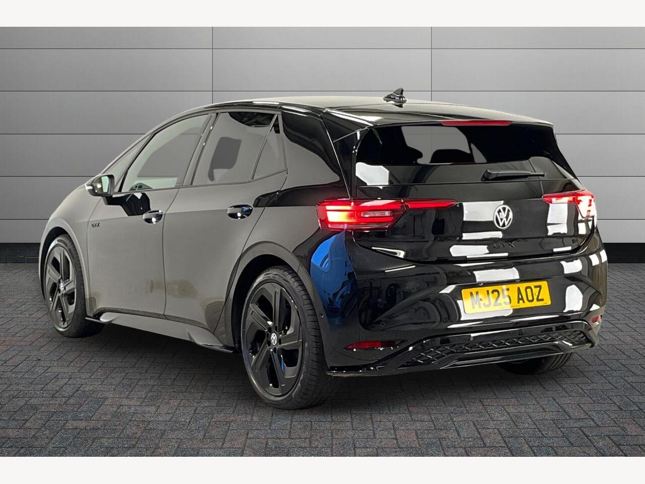 Used Volkswagen ID.3 2025 for sale - 76679219: Photo 3