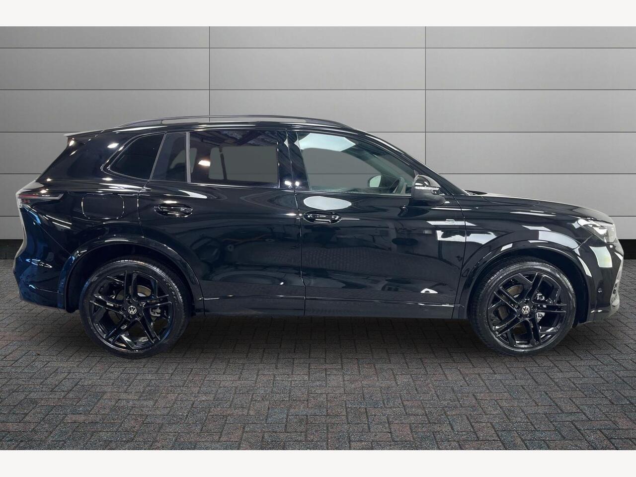 Used Volkswagen Tiguan 2026 for sale - 77257874: Photo 4