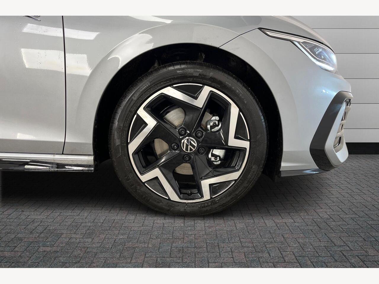 Used Volkswagen Golf 2026 for sale - 77442461: Photo 7