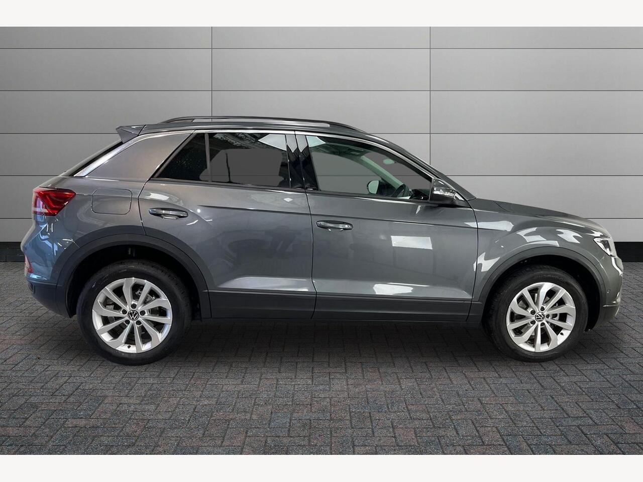 Used Volkswagen T-Roc 2025 for sale - 76679735: Photo 5