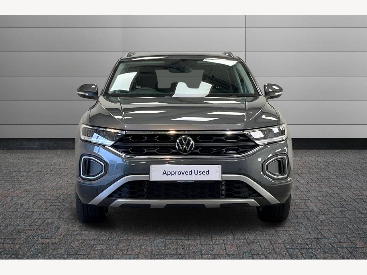 Used Volkswagen T-Roc 2025 for sale - 76679735: Photo 9