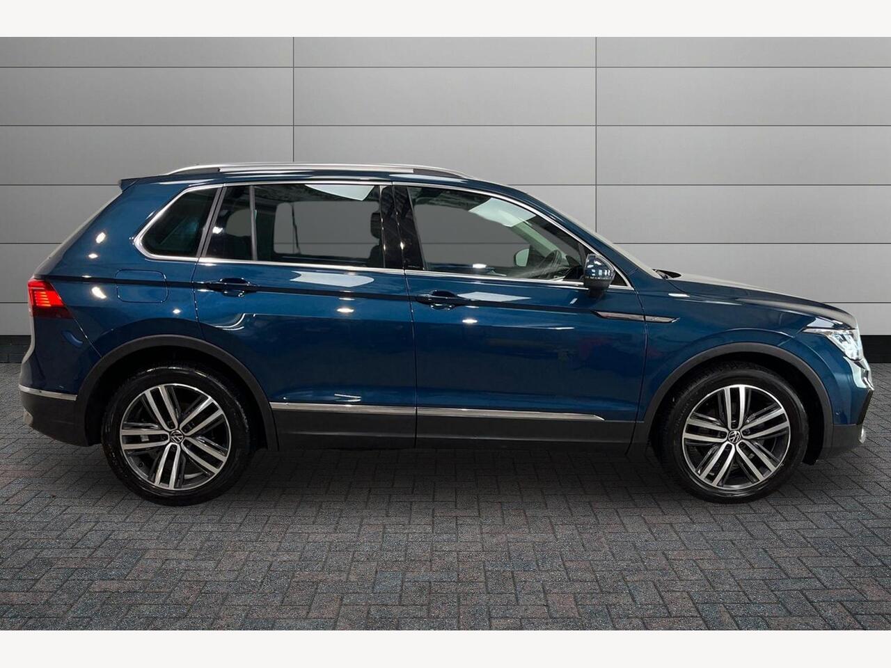 Used Volkswagen Tiguan 2023 for sale - 77809889: Photo 5