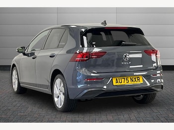 Used Volkswagen Golf 2025 for sale - 76678350: Photo