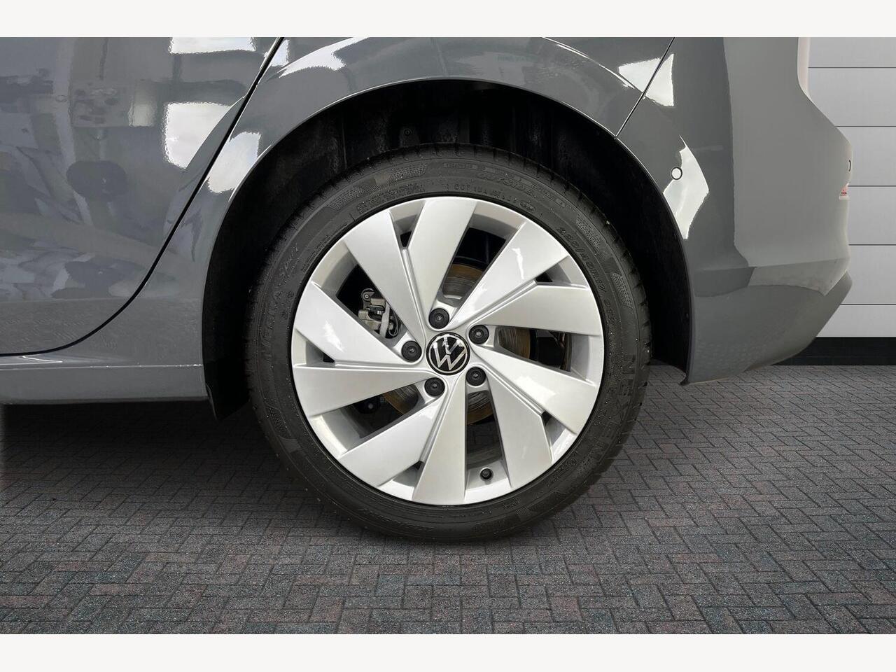 Used Volkswagen Golf 2025 for sale - 76678350: Photo 7