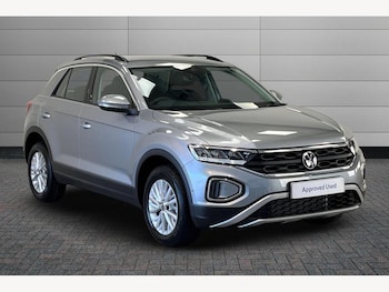 Used Volkswagen T-Roc 2025 for sale - 76679648: Photo