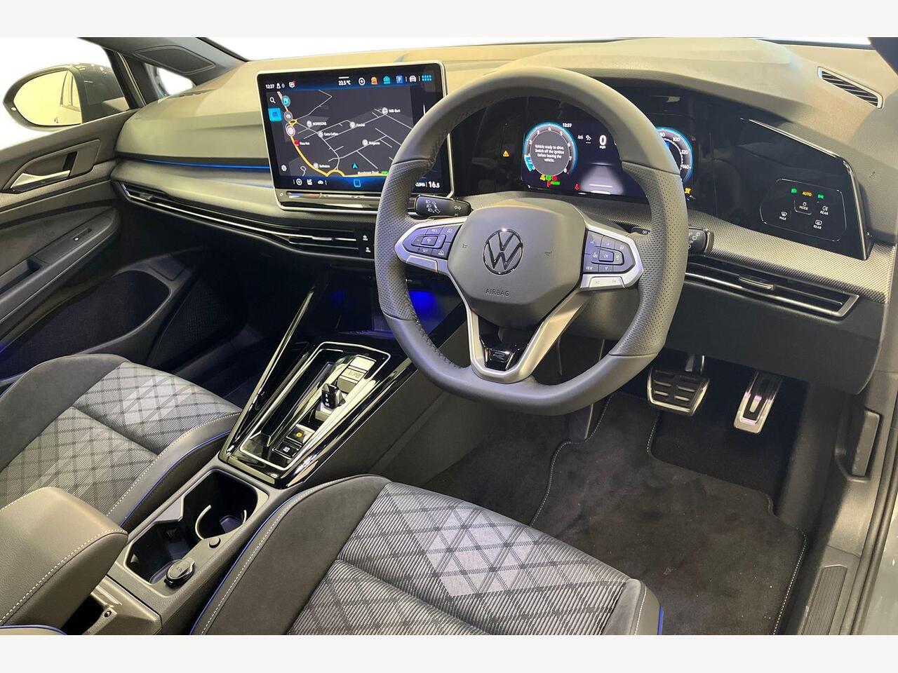 Used Volkswagen Golf 2025 for sale - 76678218: Photo 8