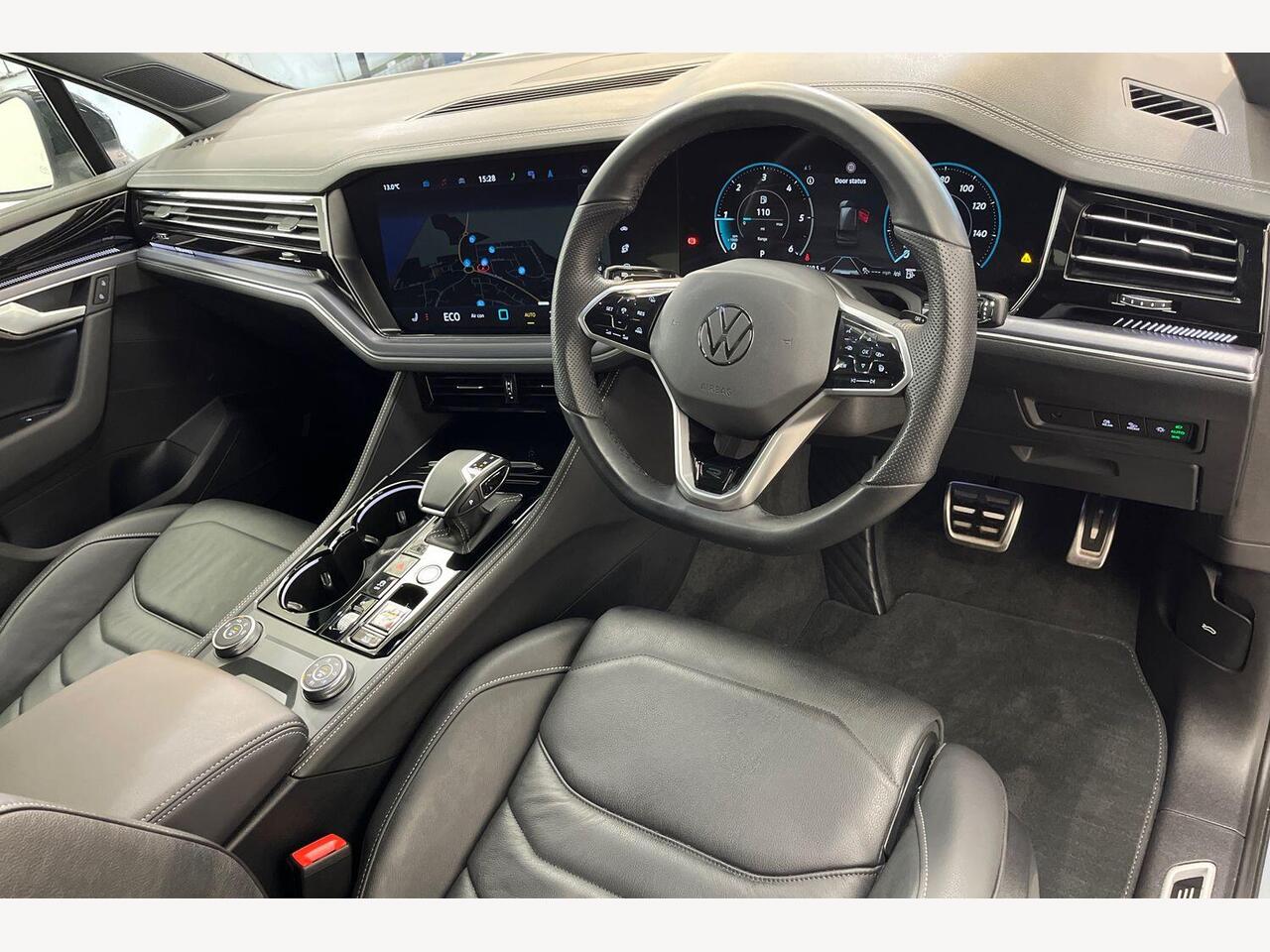 Used Volkswagen Touareg 2025 for sale - 76787917: Photo 8