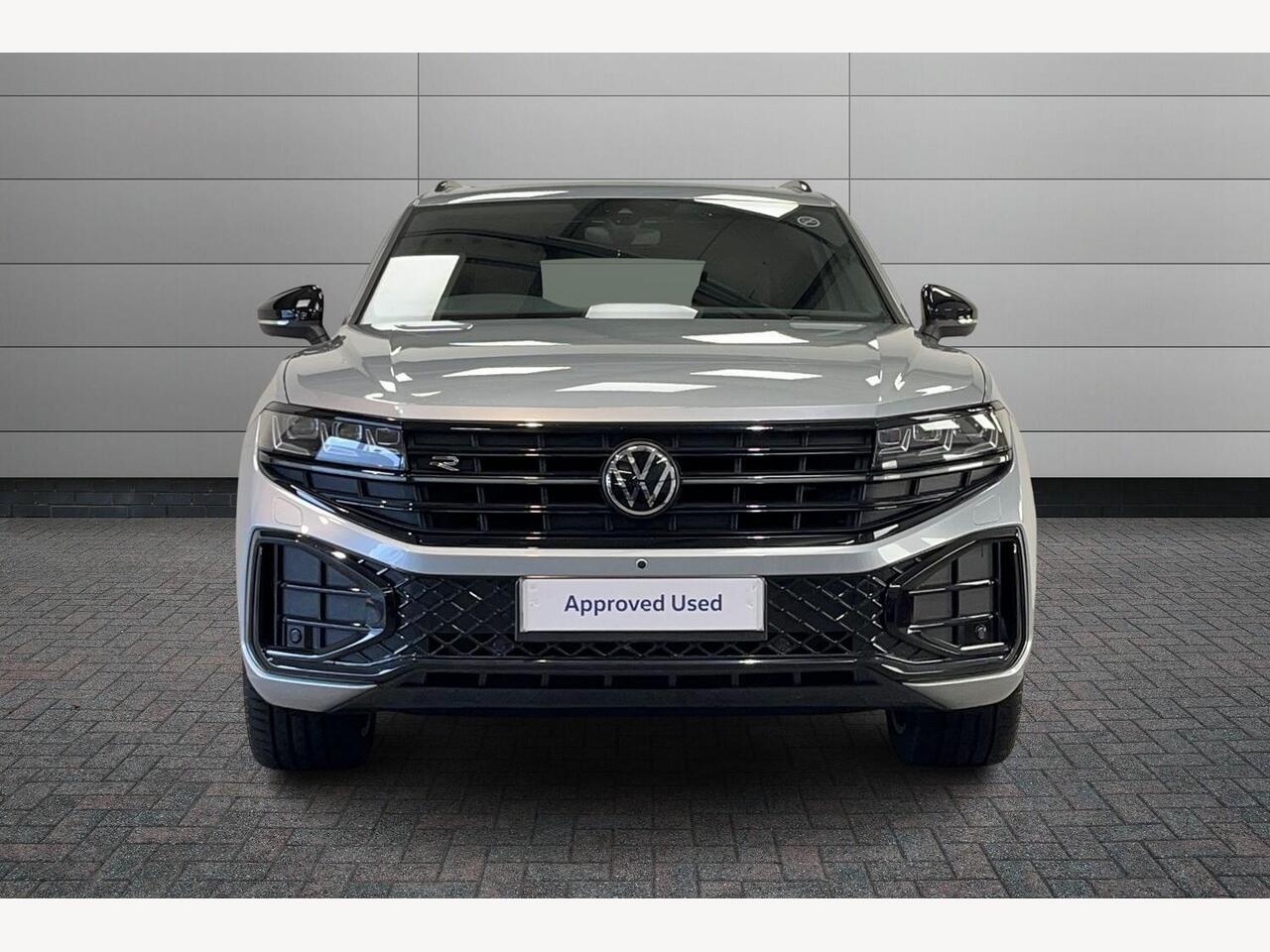 Used Volkswagen Touareg 2025 for sale - 76787917: Photo 9