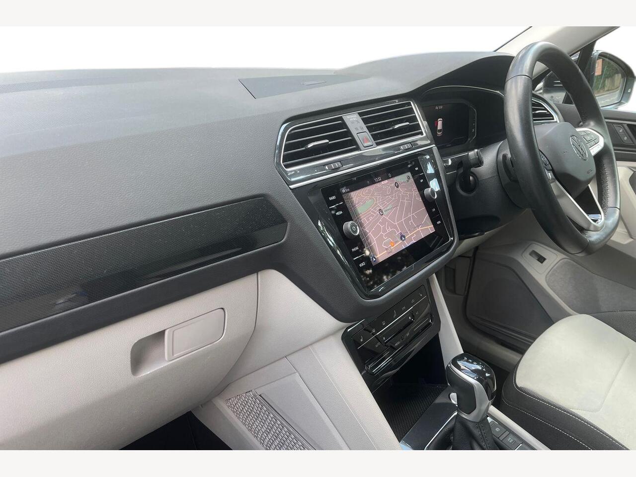 Used Volkswagen ID.5 2025 for sale - 77428022: Photo 2