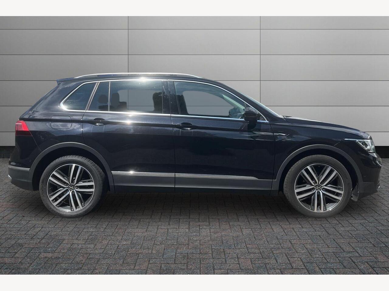 Used Volkswagen ID.5 2025 for sale - 77428022: Photo 4