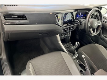 Used Volkswagen Polo 2023 for sale - 76660608: Photo