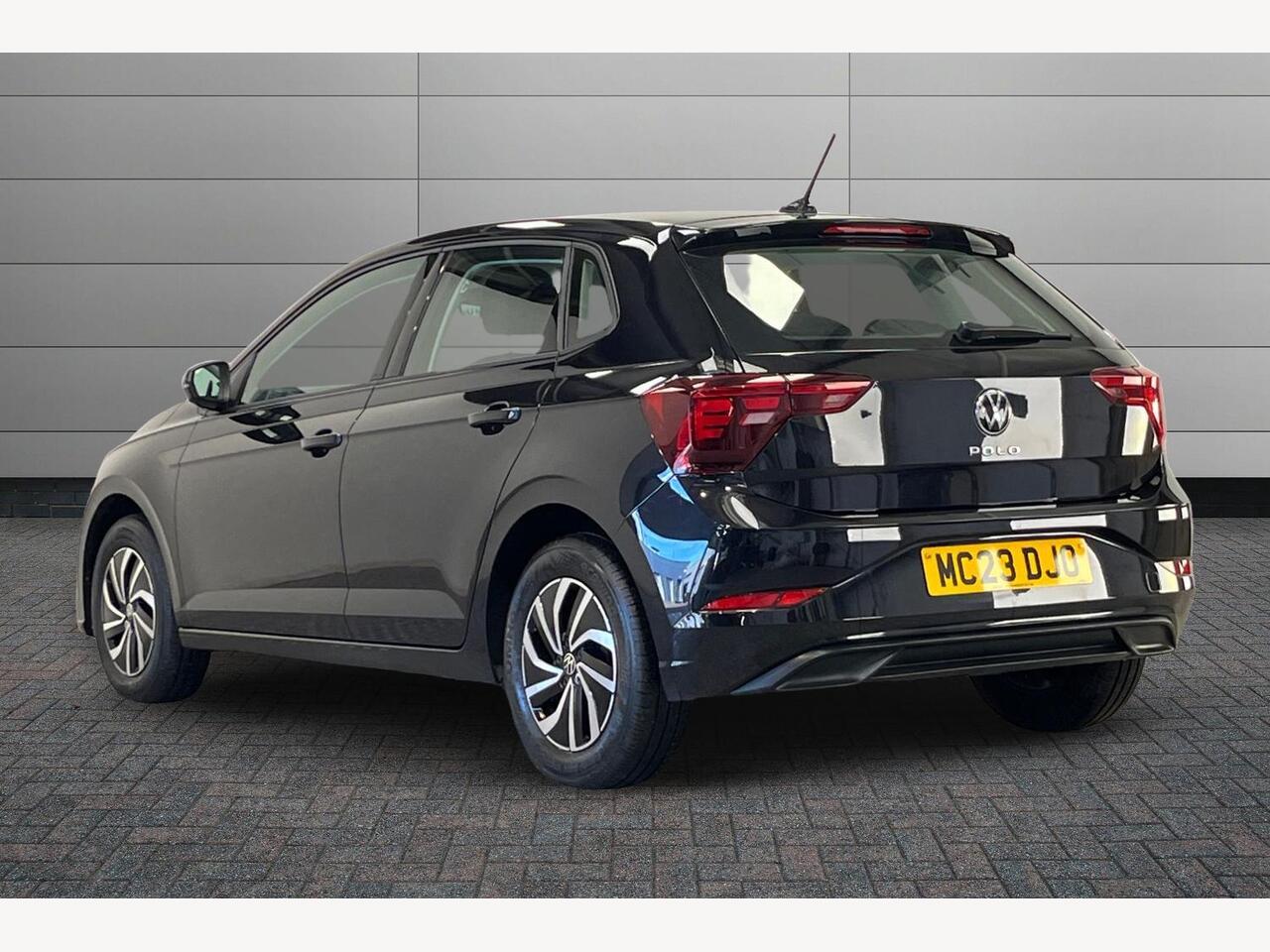 Used Volkswagen Polo 2023 for sale - 76660608: Photo 3