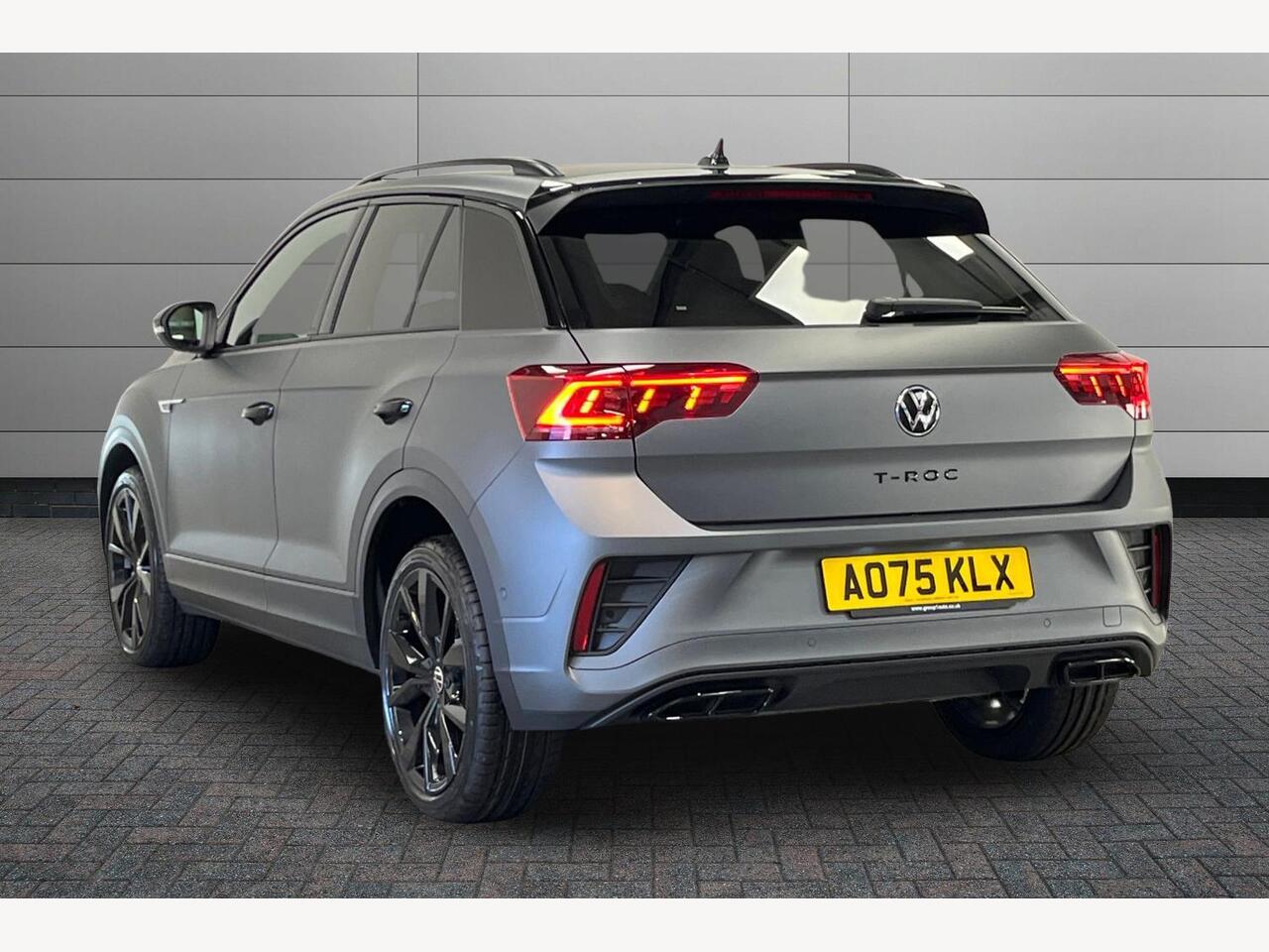 Used Volkswagen T-Roc 2025 for sale - 76692409: Photo 3