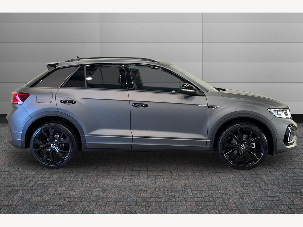 Used Volkswagen T-Roc 2025 for sale - 76692409: Photo 5