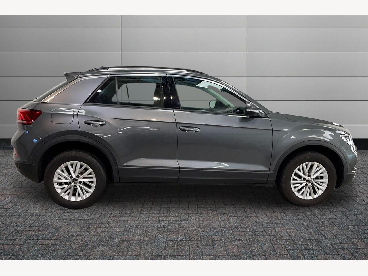 Used Volkswagen T-Roc 2024 for sale - 77457667: Photo 5