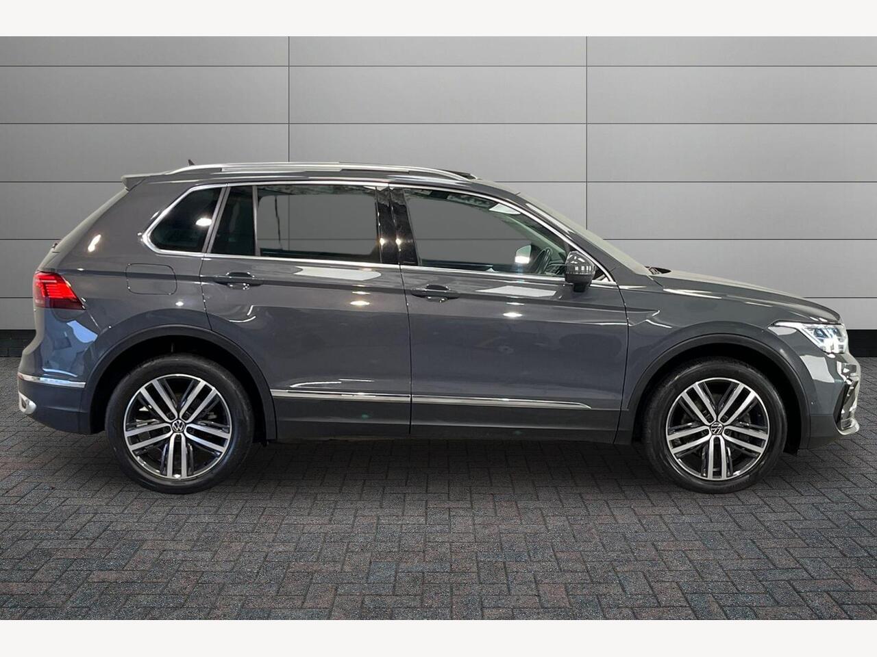 Used Volkswagen Tiguan 2021 for sale - 77132869: Photo 7