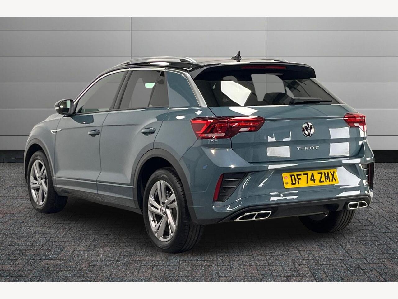 Used Volkswagen T-Roc 2025 for sale - 76927699: Photo 3