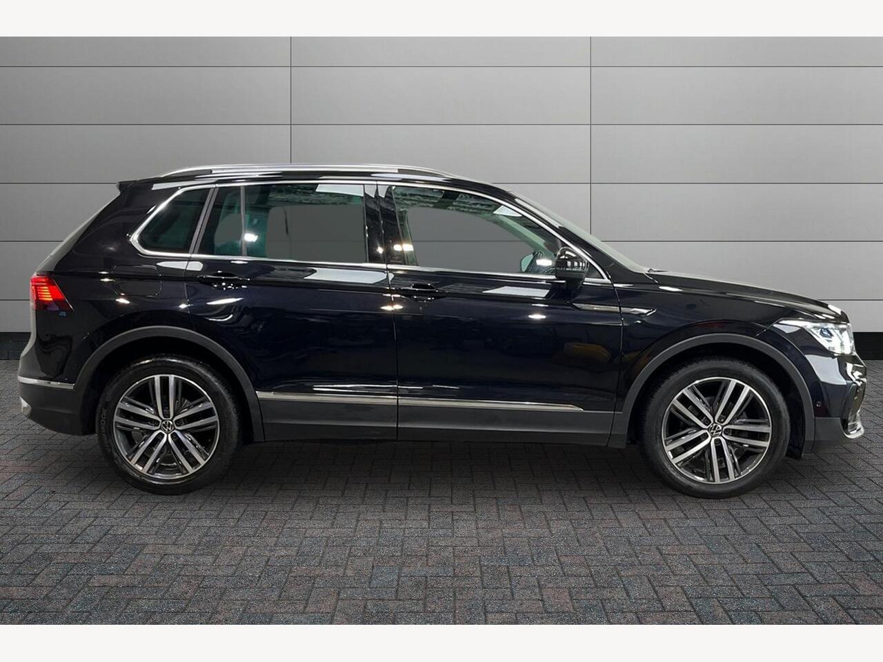 Used Volkswagen Tiguan 2022 for sale - 77528745: Photo 5