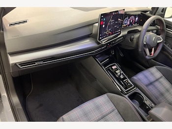 Used Volkswagen Golf 2026 for sale - 78021879: Photo