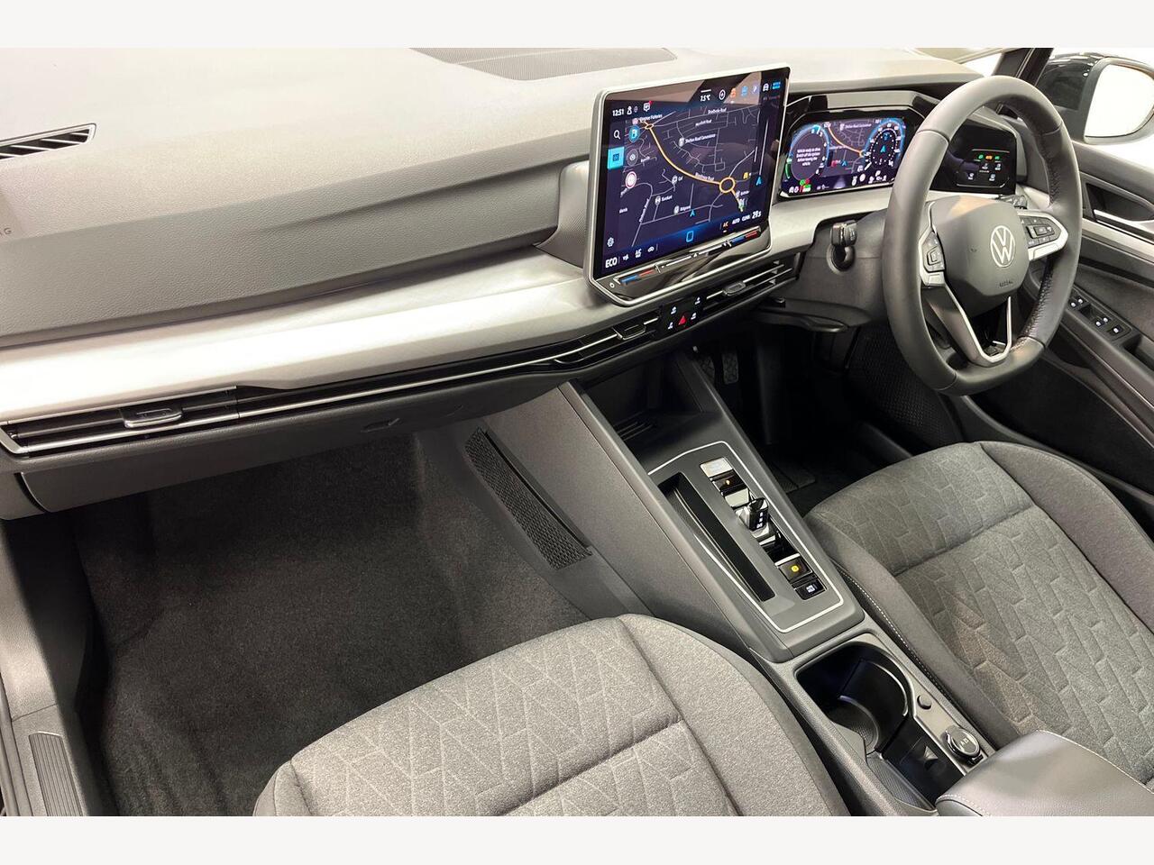 Used Volkswagen Golf 2025 for sale - 77725692: Photo 2