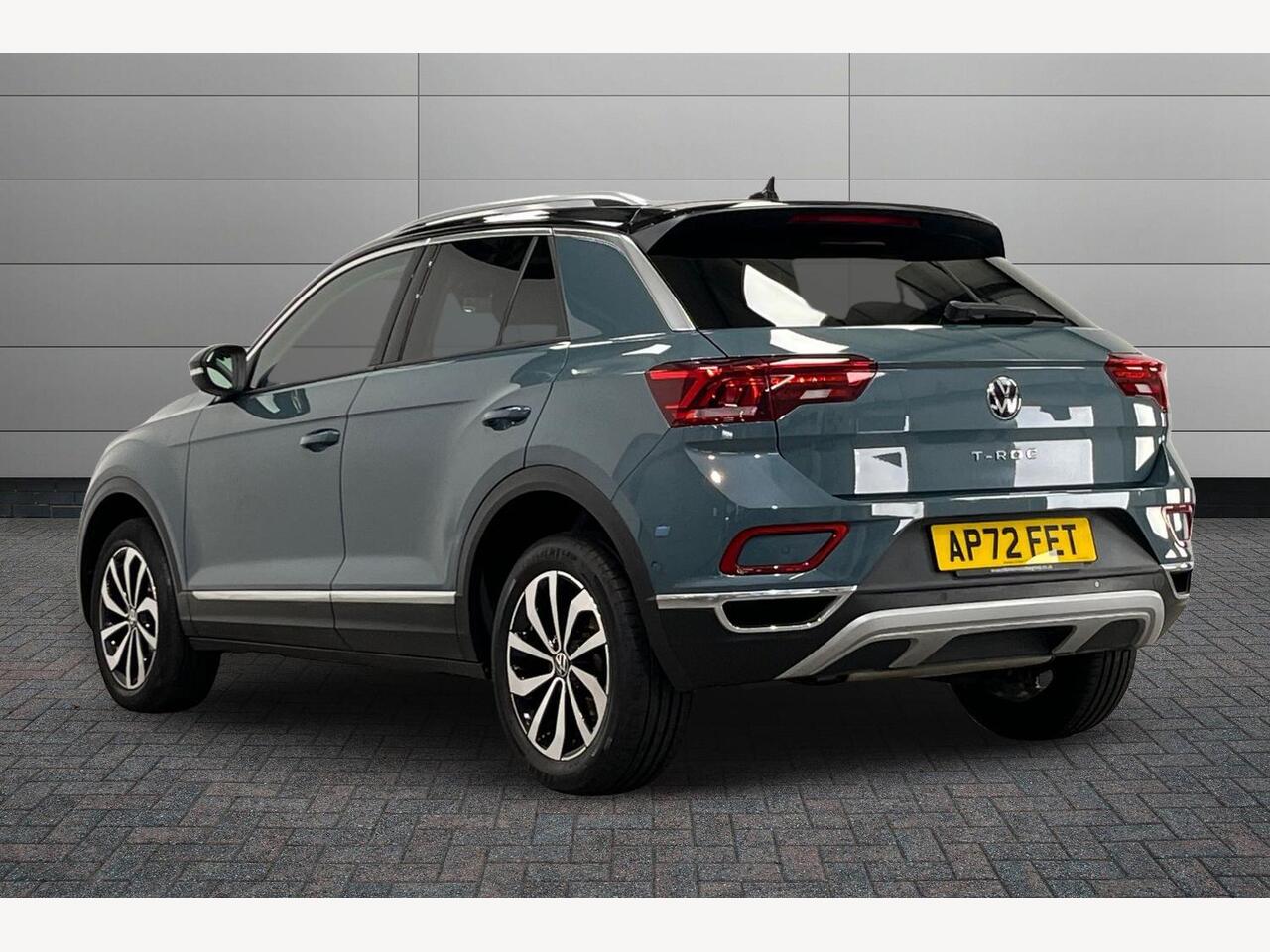 Used Volkswagen T-Roc 2022 for sale - 76674695: Photo 3
