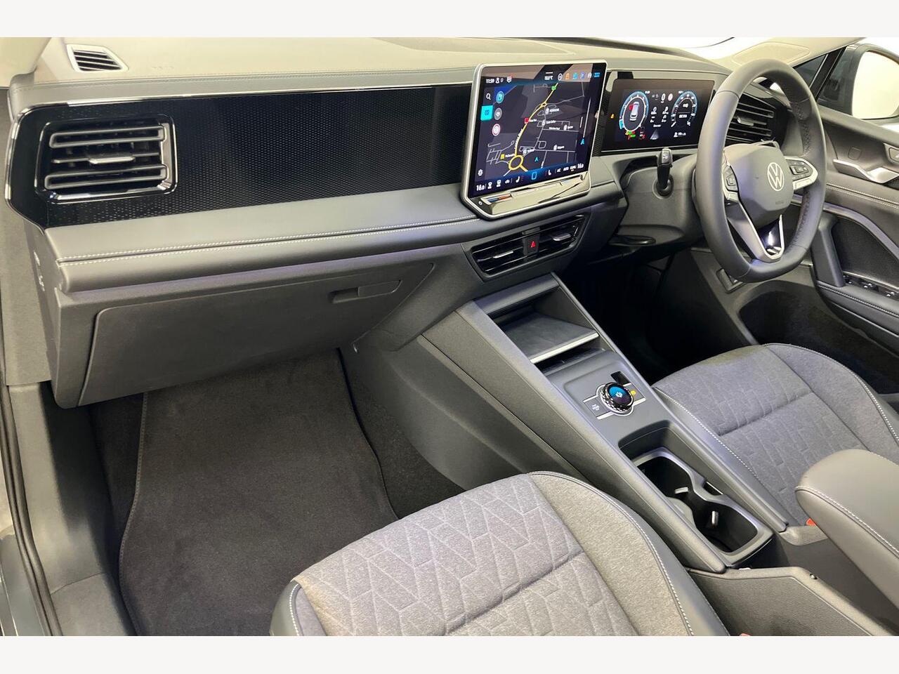 Used Volkswagen Tiguan 2025 for sale - 76679147: Photo 2