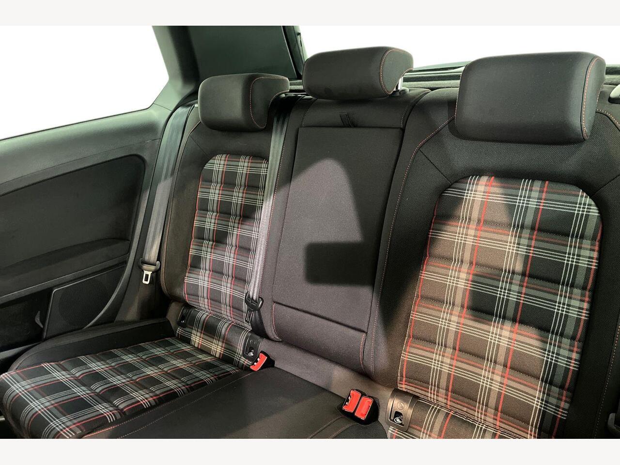 Used Volkswagen Golf 2018 for sale - 76673501: Photo 10