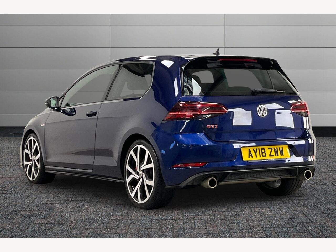 Used Volkswagen Golf 2018 for sale - 76673501: Photo 3