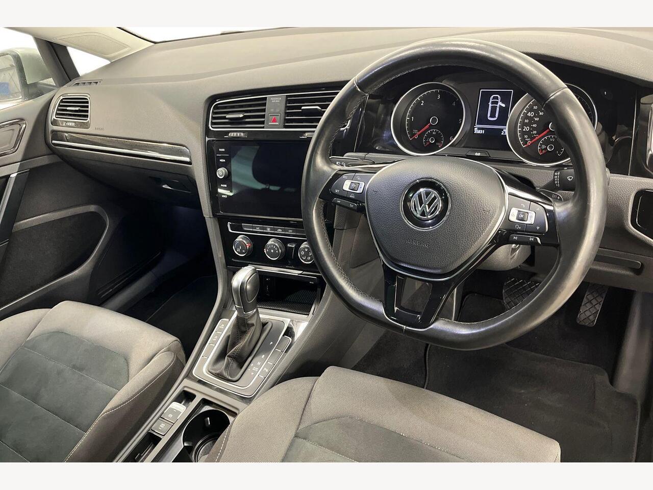 Used Volkswagen Golf 2018 for sale - 77470670: Photo 8