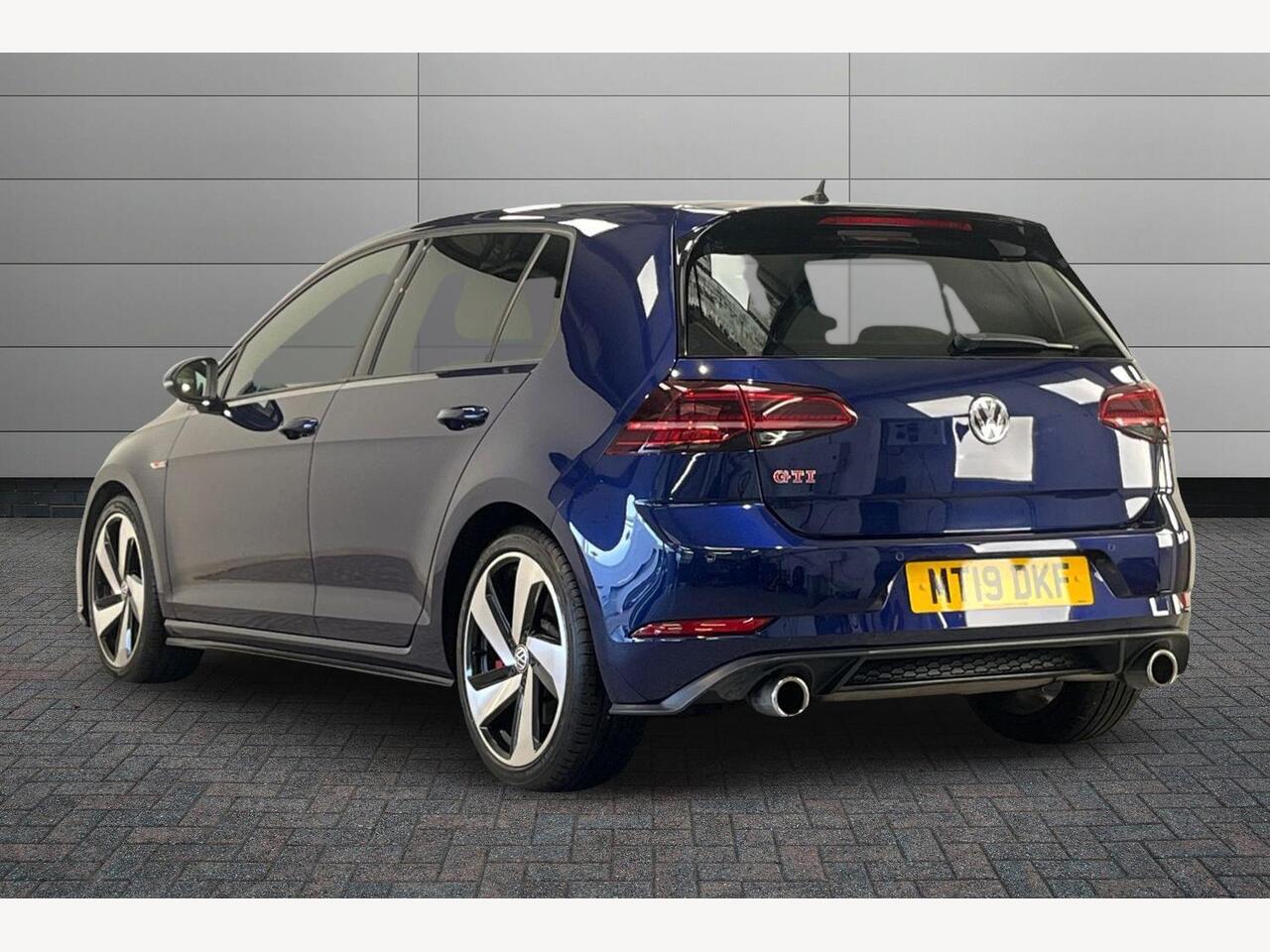 Used Volkswagen Golf 2019 for sale - 76673860: Photo 3