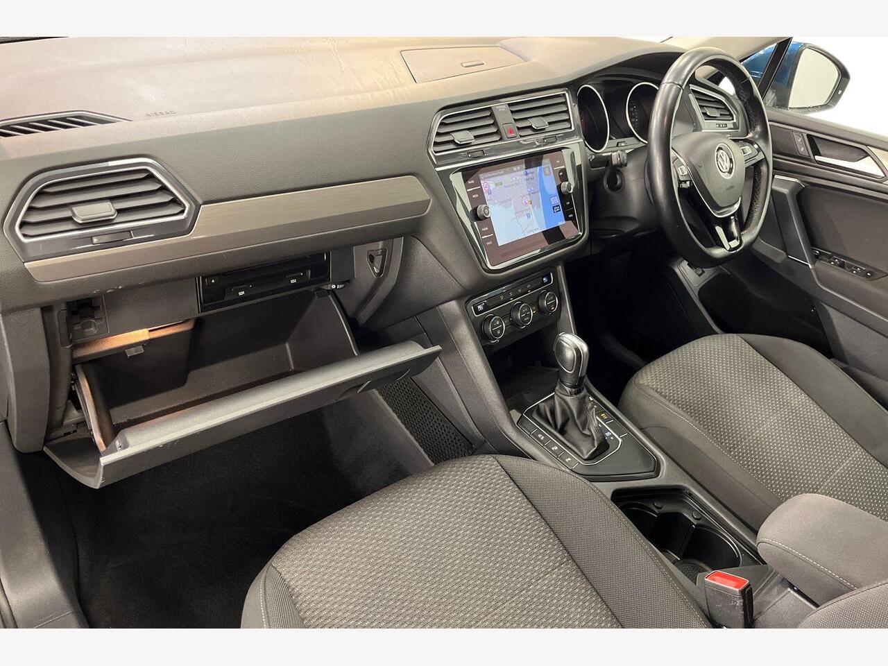 Used Volkswagen Tiguan Allspace 2019 for sale - 77600030: Photo 2