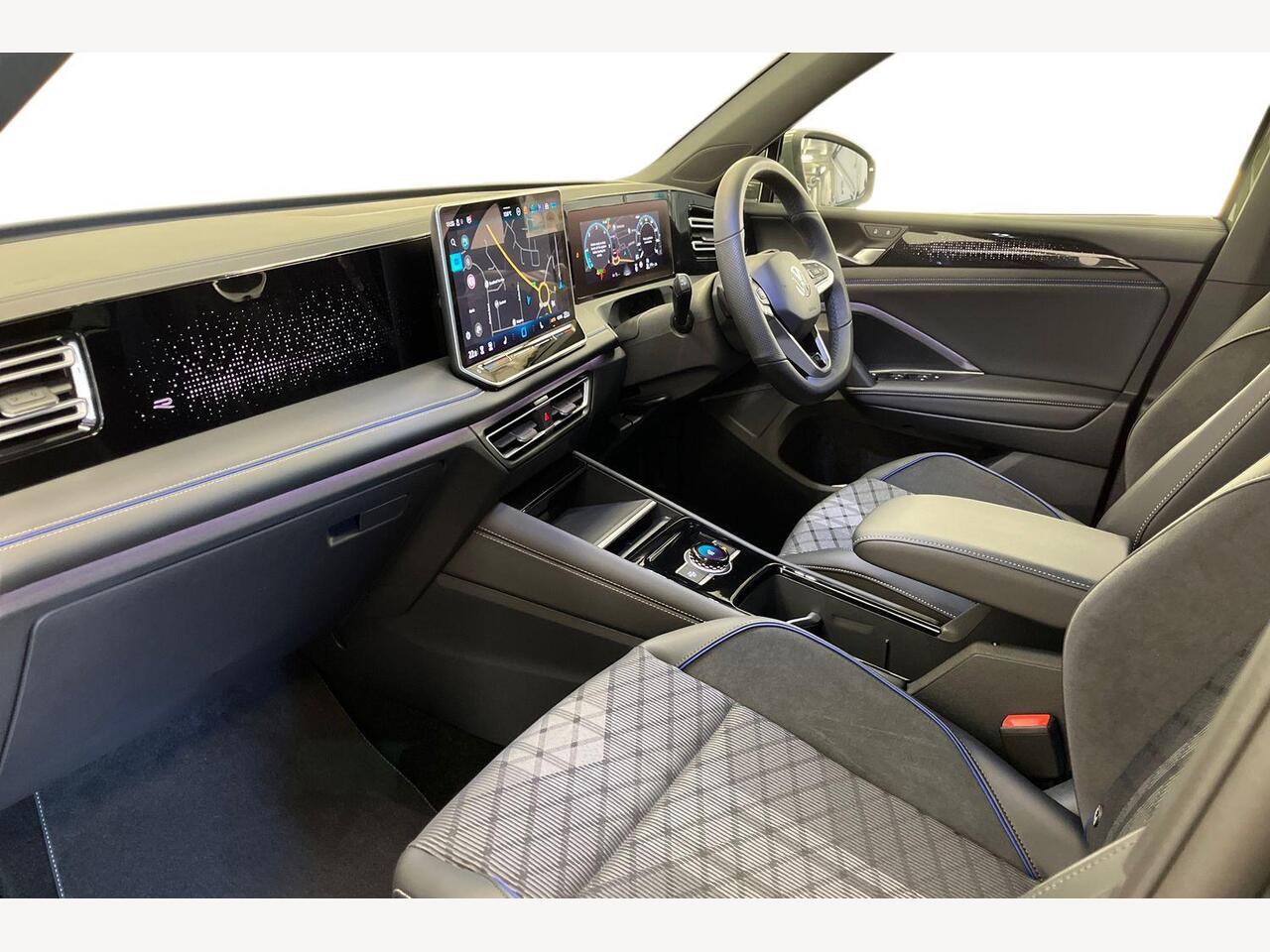 Used Volkswagen Tiguan 2025 for sale - 78139687: Photo 2