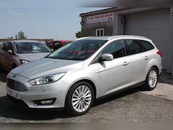 Used Ford Focus 2017 for sale - 75356037: Photo