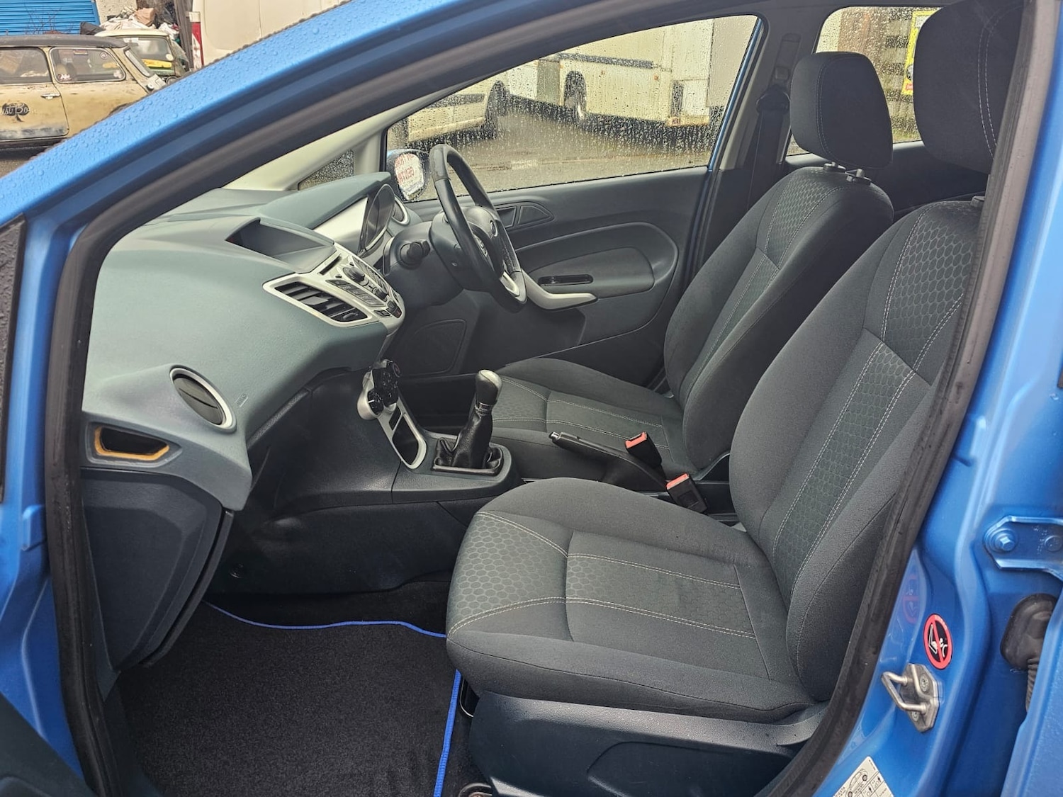 Used Ford Fiesta 2011 for sale - 76558432: Photo 12