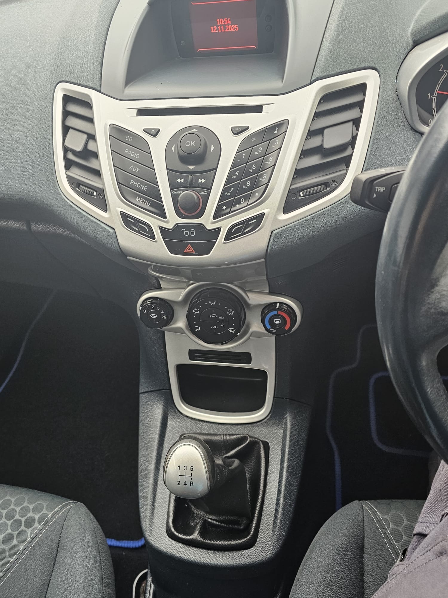 Used Ford Fiesta 2011 for sale - 76558432: Photo 16