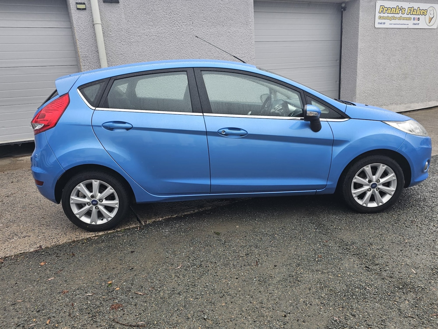 Used Ford Fiesta 2011 for sale - 76558432: Photo 2