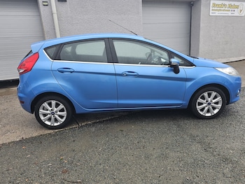 Used Ford Fiesta 2011 for sale - 76558432: Photo