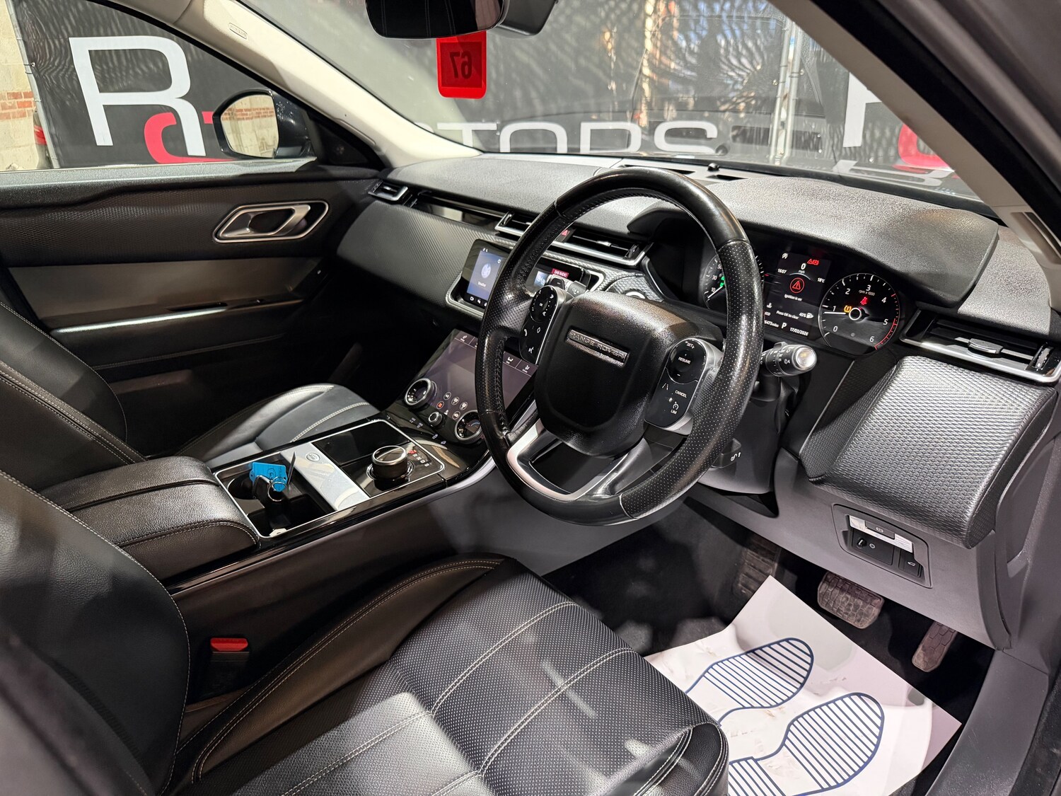 Used Land Rover Range Rover Velar 2018 for sale - 77931776: Photo 26