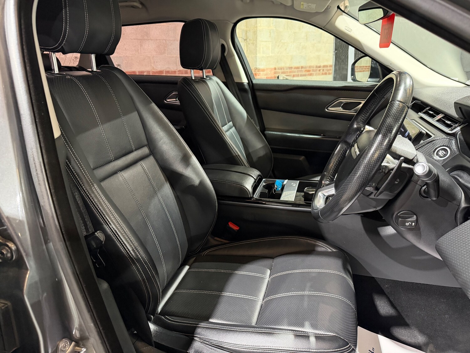 Used Land Rover Range Rover Velar 2018 for sale - 77931776: Photo 27