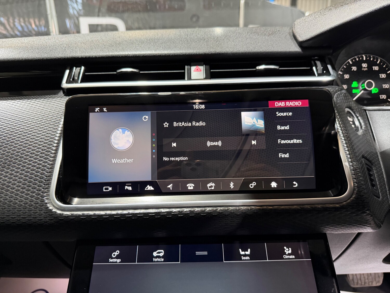 Used Land Rover Range Rover Velar 2018 for sale - 77931776: Photo 38