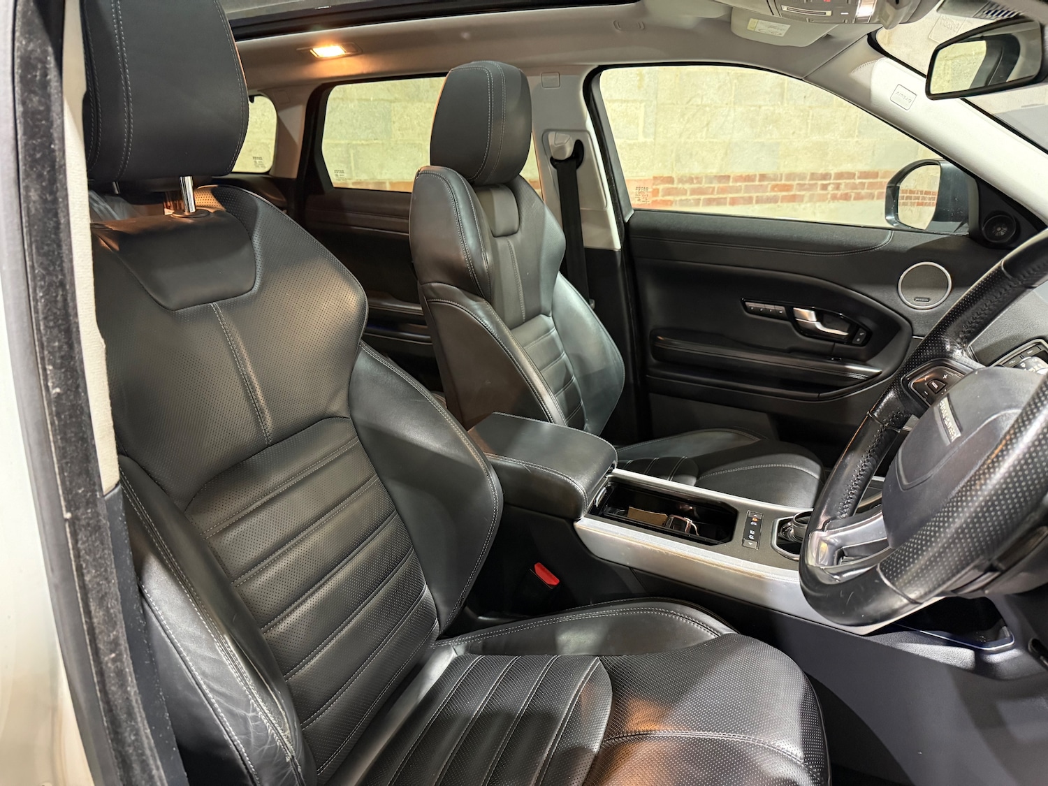 Used Land Rover Range Rover Evoque 2016 for sale - 77200803: Photo 30