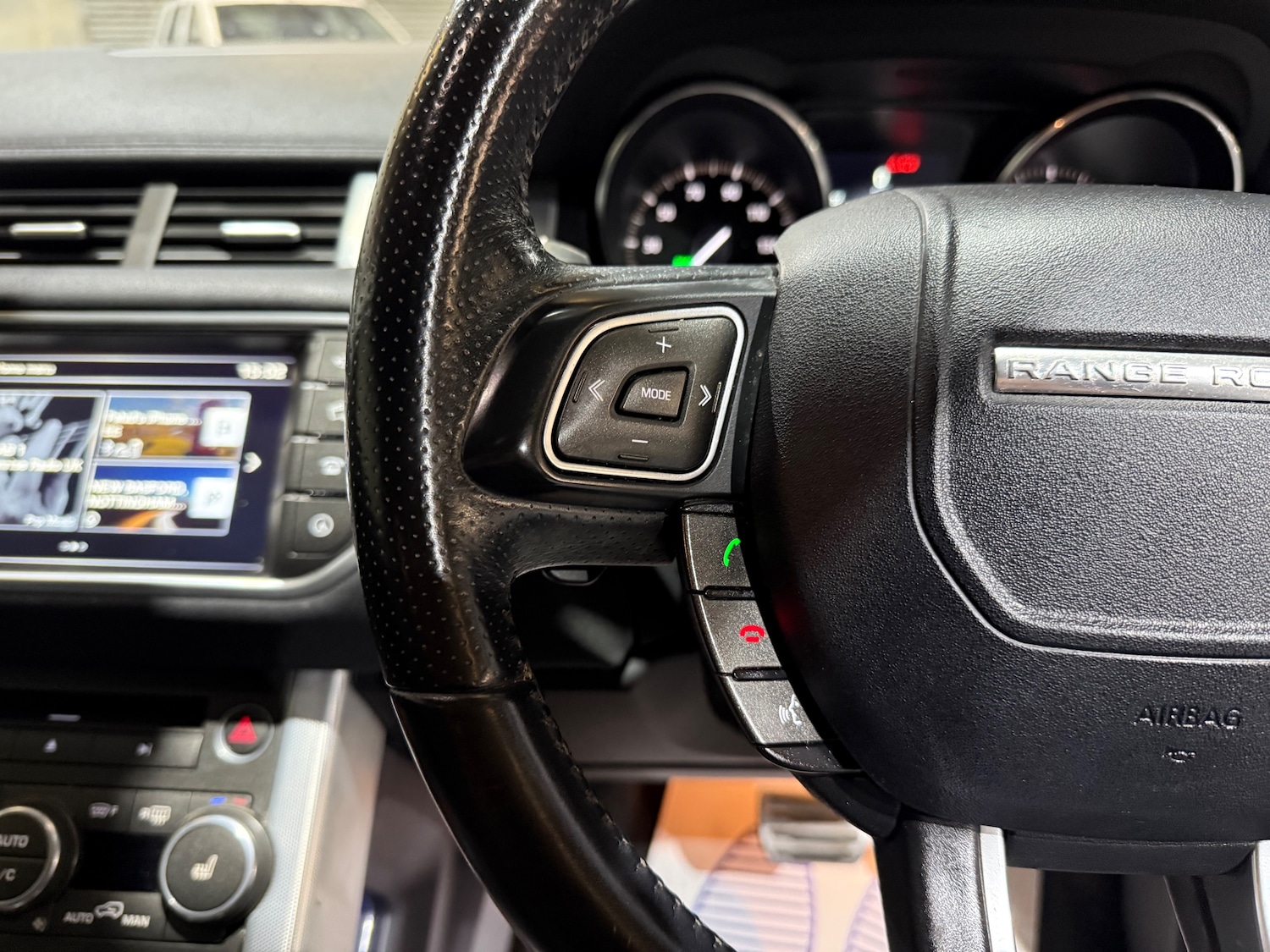 Used Land Rover Range Rover Evoque 2016 for sale - 77200803: Photo 33