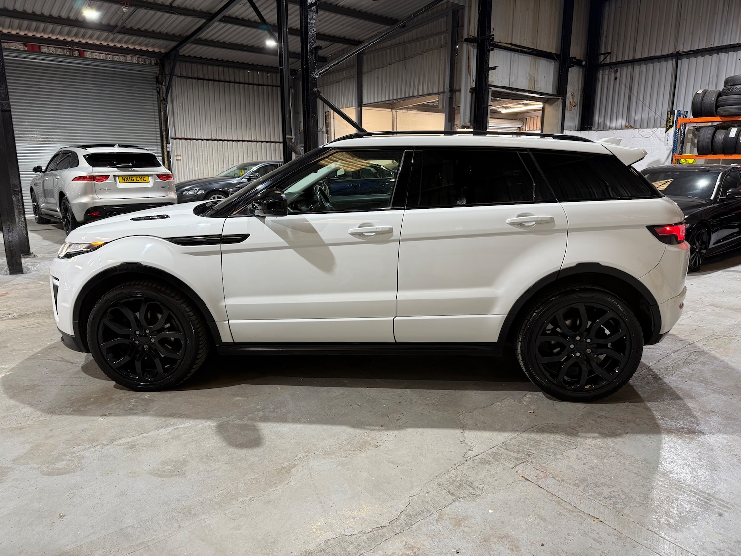 Used Land Rover Range Rover Evoque 2016 for sale - 77200803: Photo 5