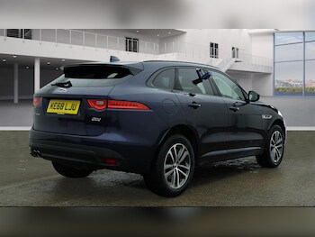 Used Jaguar F-Pace 2018 for sale - 75982944: Photo