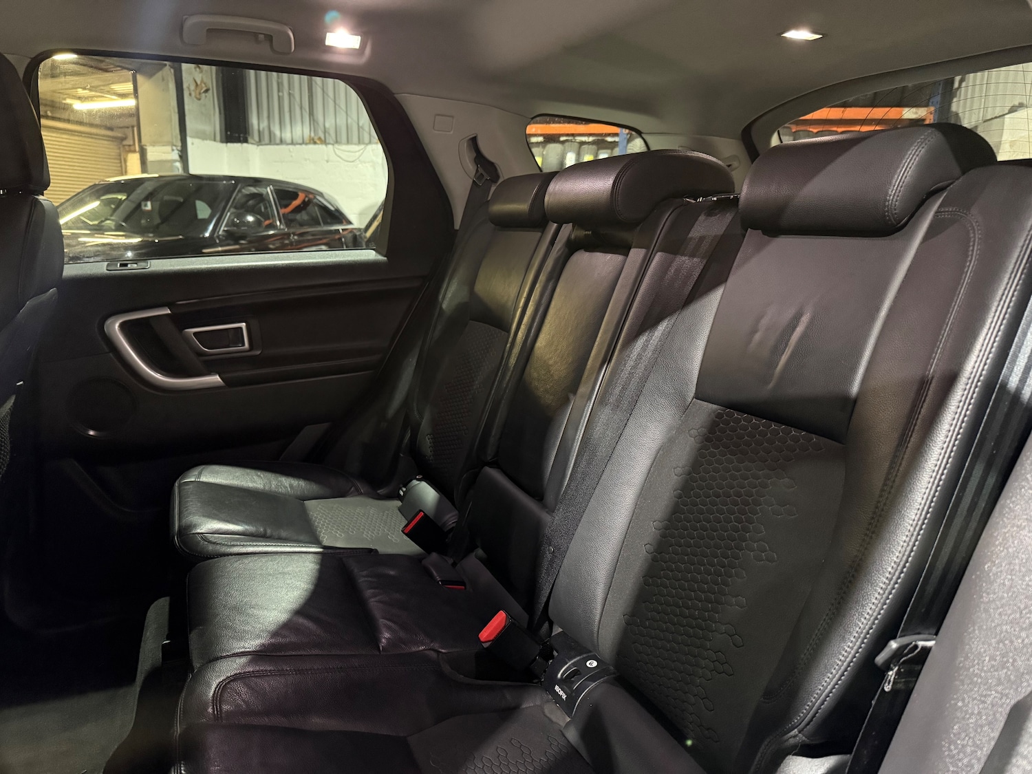 Used Land Rover Discovery Sport 2017 for sale - 77256549: Photo 14