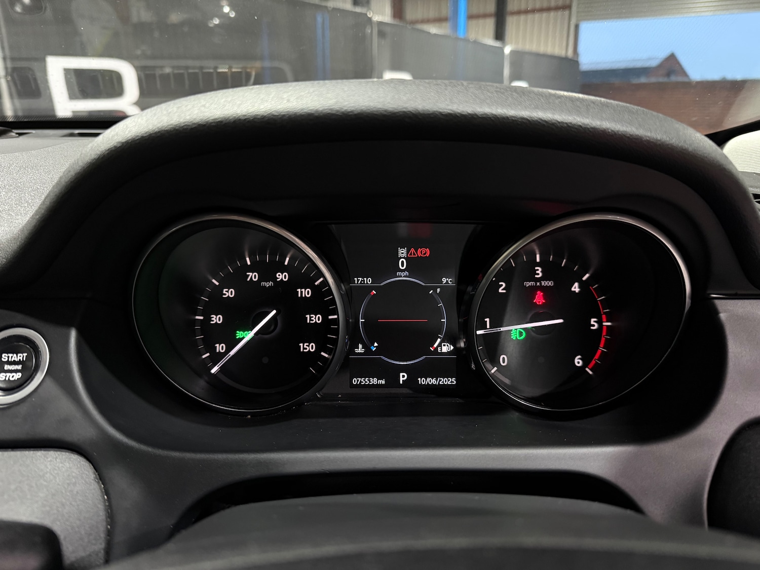 Used Land Rover Discovery Sport 2017 for sale - 77256549: Photo 33